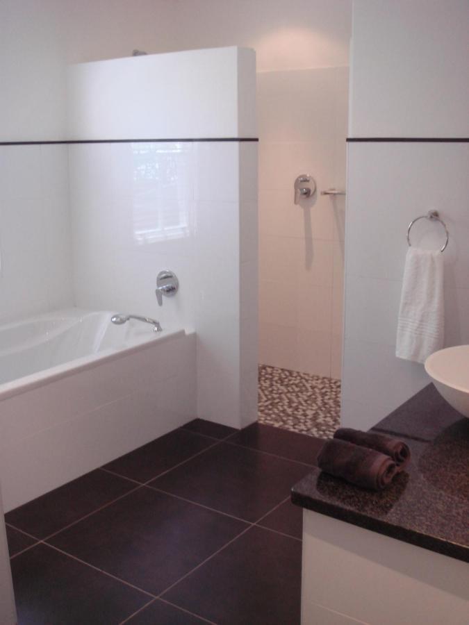 פרנצ'הוק Plumwood Boutique Hotel By The Living Journey Collection מראה חיצוני תמונה